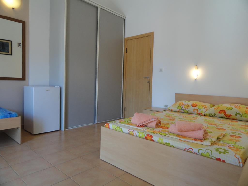 Apartments Mare Budva Exterior foto