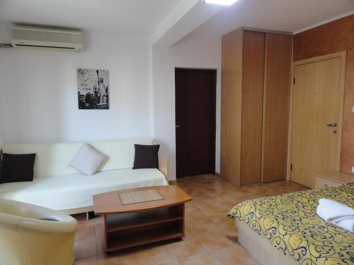 Apartments Mare Budva Cameră foto