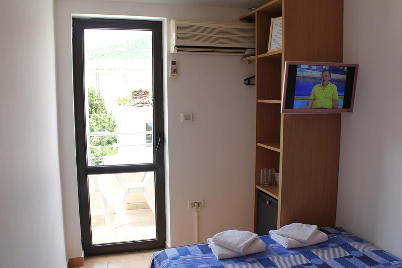 Apartments Mare Budva Cameră foto