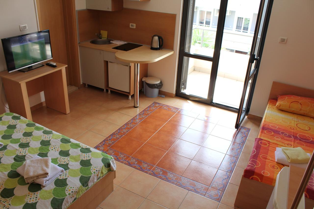 Apartments Mare Budva Exterior foto